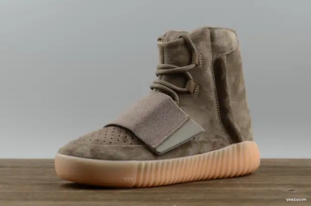 Yeezy BY2456 750 adidas Boost Brown Light 0629